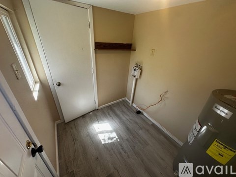 811 Dallas St 2 Beds Apartment for Rent