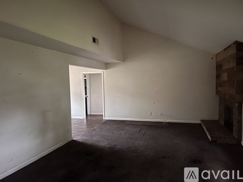2385 Peacock Ave 4 Beds Apartment for Rent