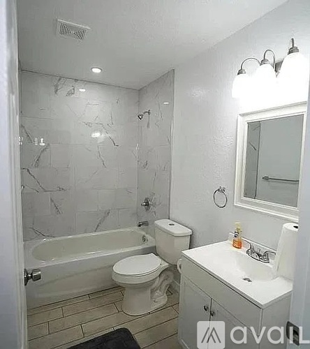 685 Baker Ave 3 Beds Apartment for Rent - Photo gallery 5