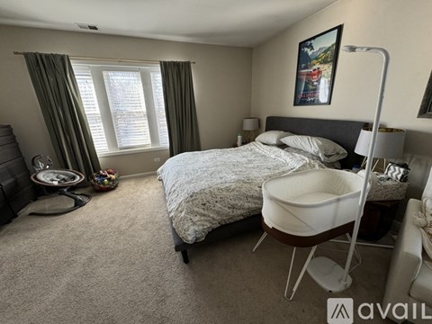1050 W Dakin St 2 Beds Apartment for Rent
