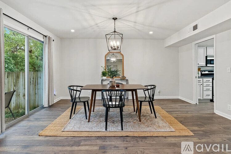 21 Vaughns Gap Road 3 Beds Townhouse for Rent - Photo gallery 3