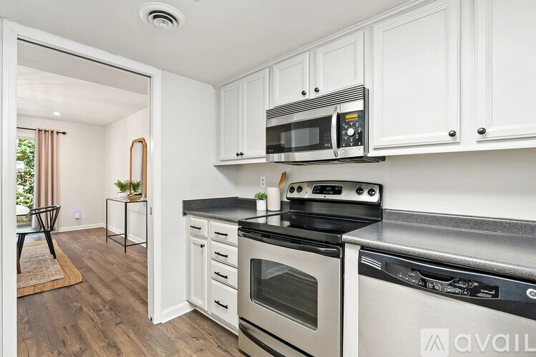 21 Vaughns Gap Road 3 Beds Townhouse for Rent - Photo gallery 5