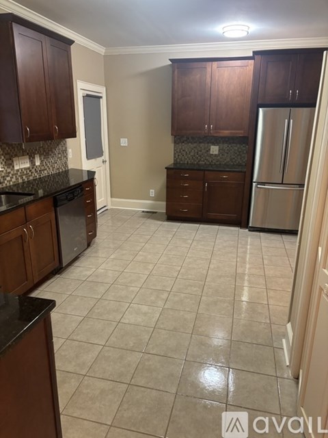414 Fenton Place 2 Beds Apartment for Rent