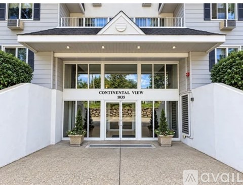 1035 East Boston Post Road 2 Beds Apartment for Rent