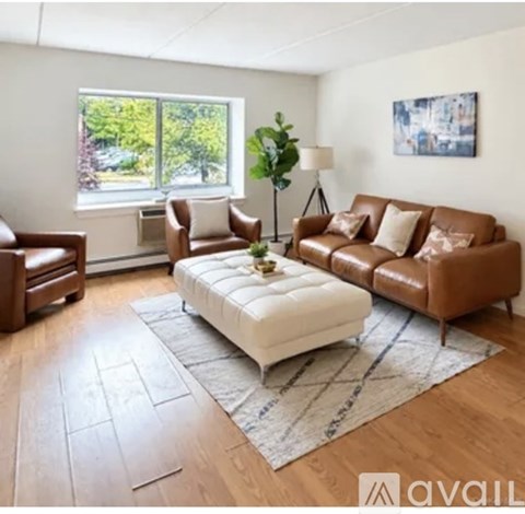 1035 East Boston Post Road 2 Beds Apartment for Rent