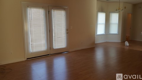 990 Scotland Rd 3 Beds Apartment for Rent