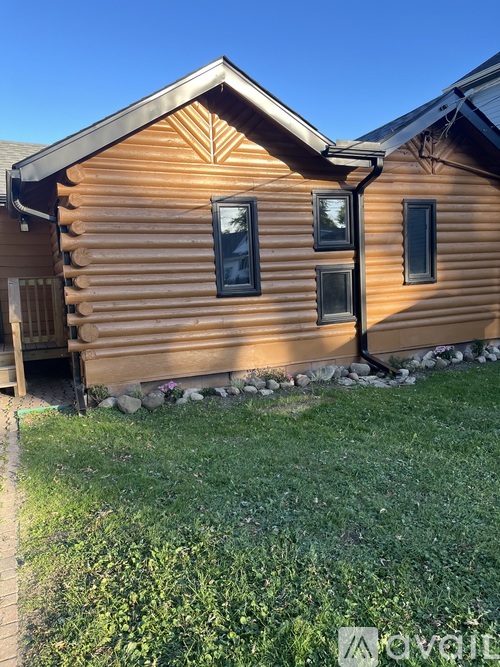 27 Atwater Parkway 2 Beds Single Family Home for Rent - Photo gallery 3