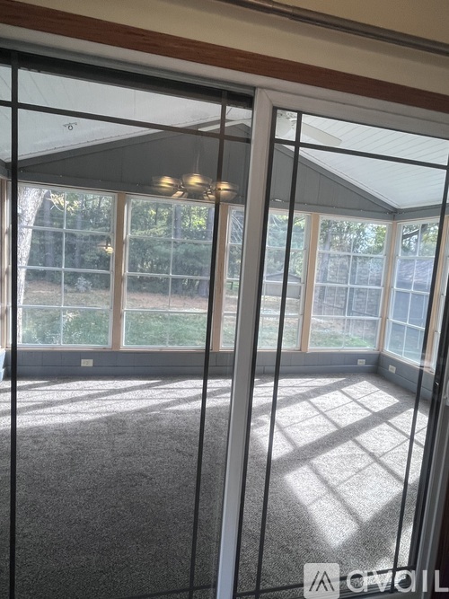 5649 Rebecca Ln 4 Beds Single Family Home for Rent - Photo gallery 5
