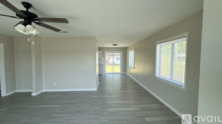 317 N Cedar St 2 Beds Apartment for Rent - Photo gallery 3