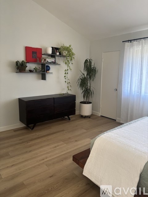 12750 Centralia Street 2 Beds Apartment for Rent