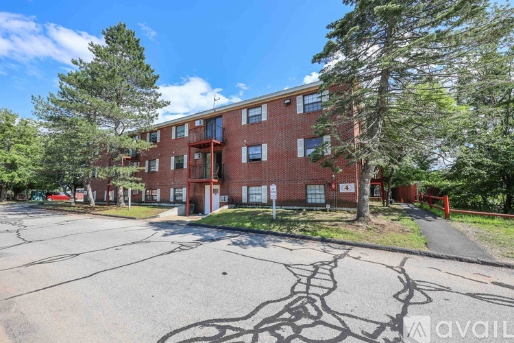 12 East Side Drive 2 Beds Apartment for Rent - Photo gallery 1
