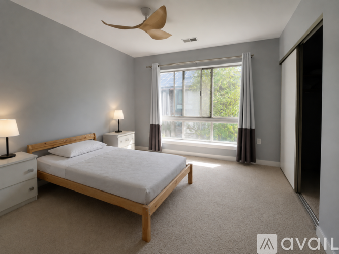 54 Hawthorne Court Northeast 2 Beds Condo for Rent - Photo gallery 2