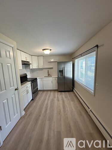 828 Hillside Avenue 2 Beds Apartment for Rent