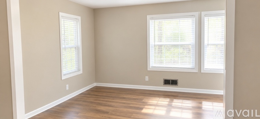 6581 River Rd 3 Beds Single Family Home for Rent - Photo gallery 3