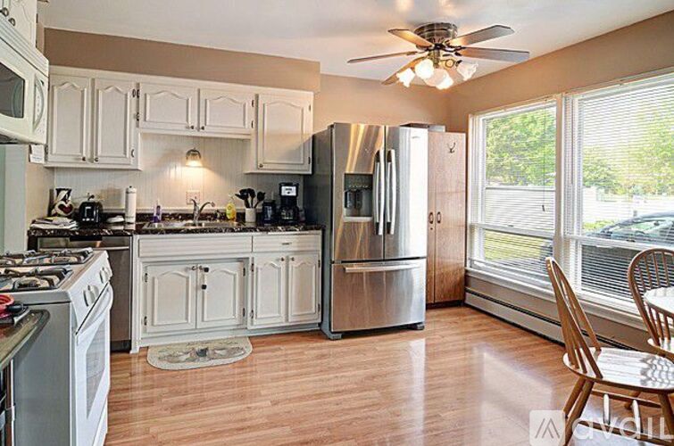 7527 Country Ln 3 Beds Apartment for Rent - Photo gallery 5