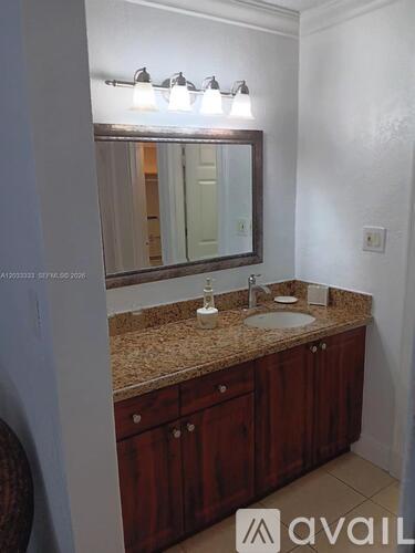 9225 Collins Ave 1 Condo for Rent - Photo gallery 5