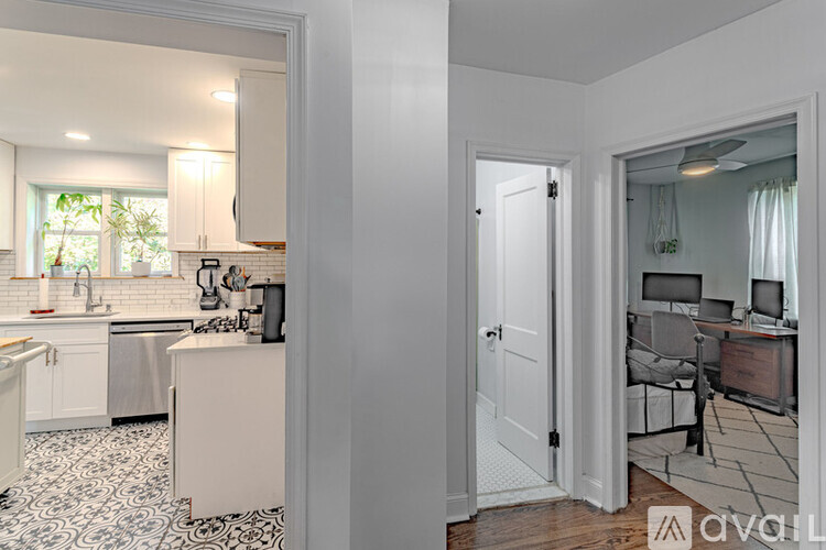 1711 Maple Avenue 3 Beds Single Family Home for Rent - Photo gallery 5