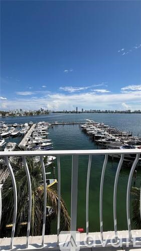 7601 E Treasure Dr 2 Beds Apartment for Rent