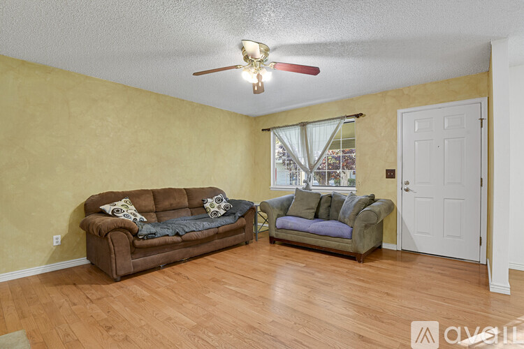 10112 Quivas Street 3 Beds Townhouse for Rent - Photo gallery 5
