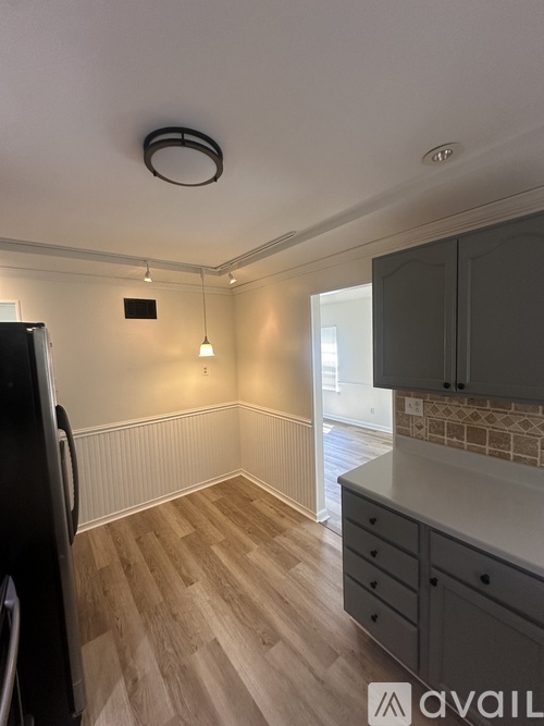 2516 Center Ave 3 Beds Single Family Home for Rent - Photo gallery 4