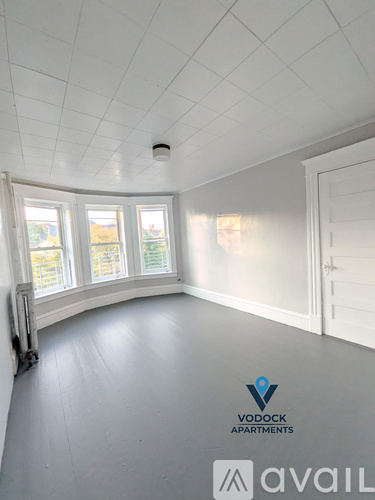 214 Pine St 2 Beds Apartment for Rent - Photo gallery 2