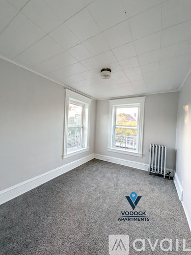 214 Pine St 2 Beds Apartment for Rent - Photo gallery 4