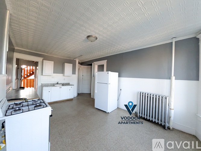 214 Pine St 1 Apartment for Rent - Photo gallery 4