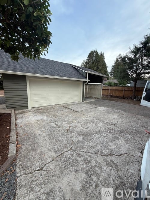 710 Merrill Avenue Northeast 4 Beds Single Family Home for Rent - Photo gallery 1