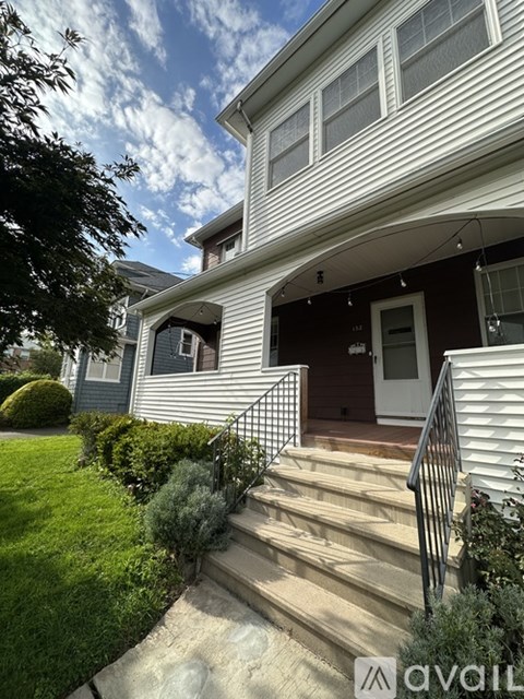 130 Milton Street 2 Beds Apartment for Rent