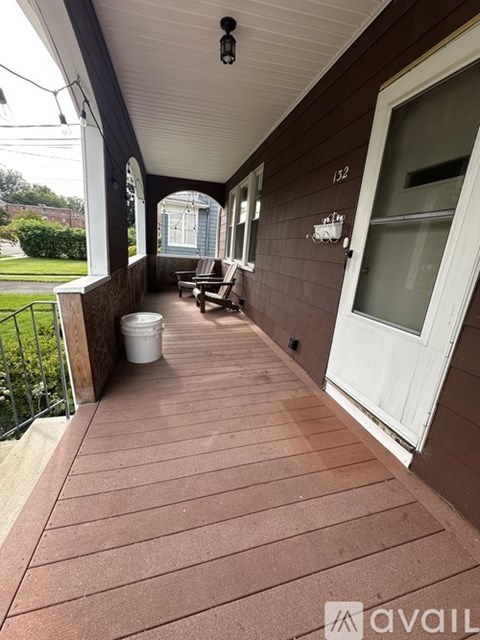 130 Milton Street 2 Beds Apartment for Rent
