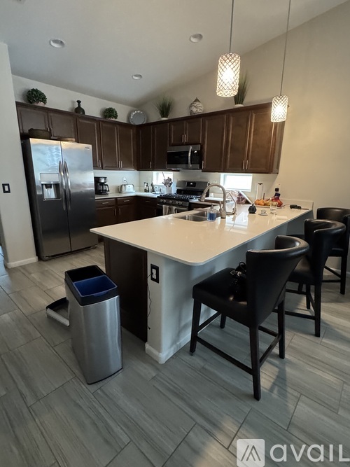12455 West State Avenue 5 Beds Single Family Home for Rent - Photo gallery 2