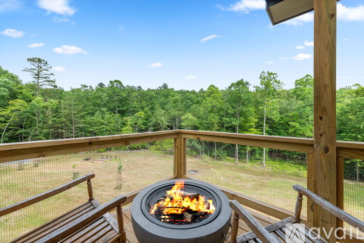 52 Antler Creek Road 3 Beds Single Family Home for Rent - Photo gallery 3