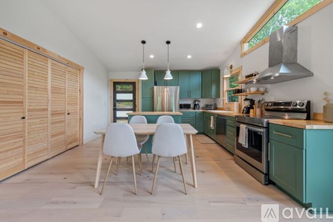 52 Antler Creek Road 3 Beds Apartment for Rent