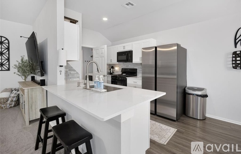 1020 South Blackjack Lane 3 Beds Single Family Home for Rent - Photo gallery 5