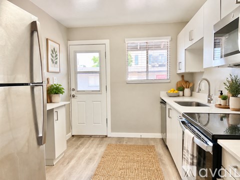 2025 E Turney Ave 2 Beds Apartment for Rent