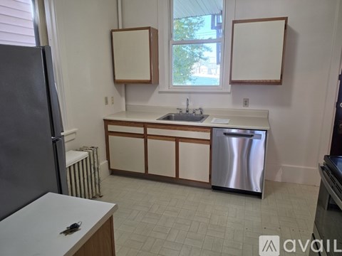 103 E Main St 2 Beds Apartment for Rent