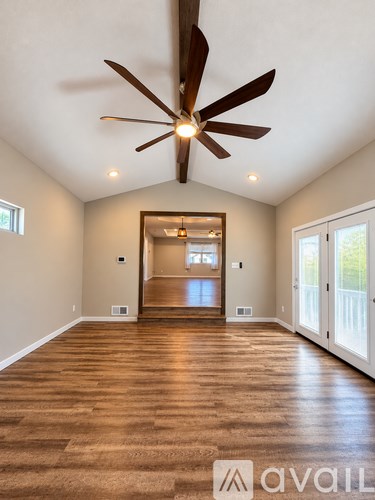 102 Paradise St 3 Beds Apartment for Rent