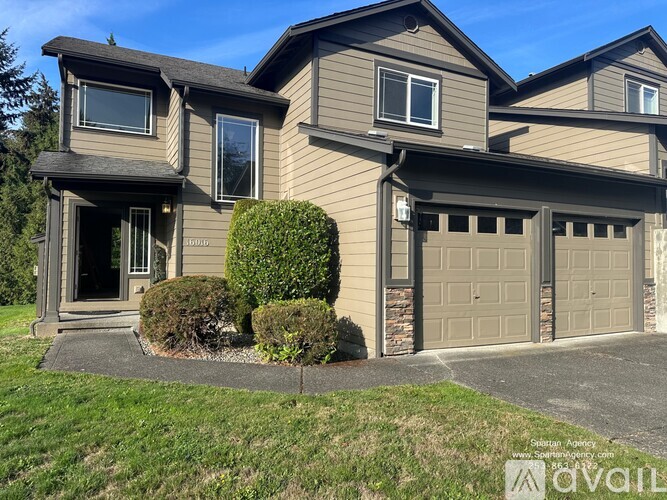 16016 29th Ave Ct E 3 Beds Townhouse for Rent - Photo gallery 1