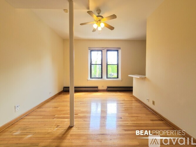 635 W Barry Ave 1 Apartment for Rent - Photo gallery 2