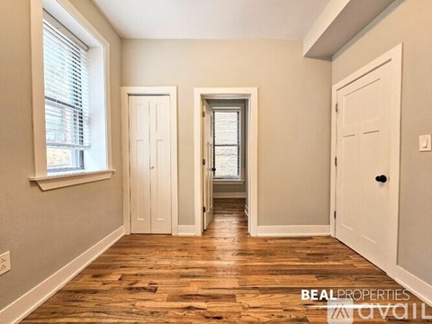 629 W Oakdale Ave 2 Beds Apartment for Rent