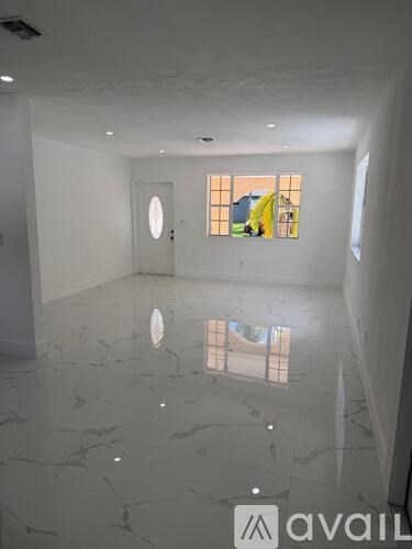11515 Southwest 138Th Terrace 2 Beds Apartment for Rent