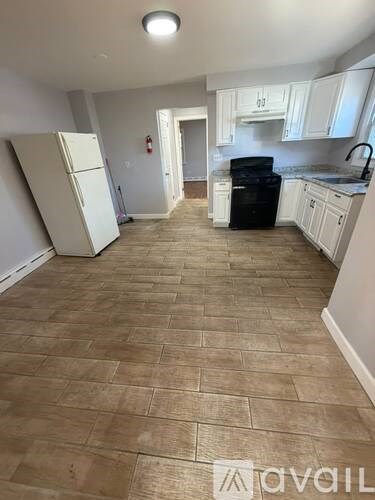 810 18Th Ave 2 Beds Apartment for Rent