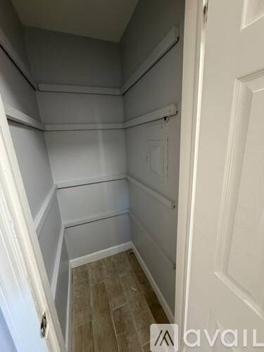 810 18Th Ave 2 Beds Apartment for Rent