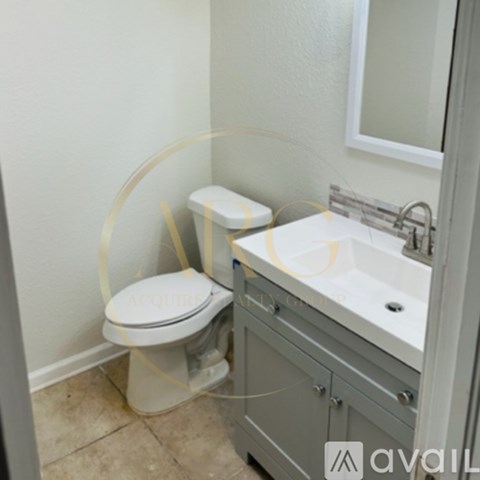 1308 Swann Ave 3 Beds Apartment for Rent