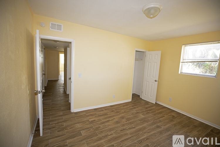 849 W 30th St 2 Beds Apartment for Rent - Photo gallery 5