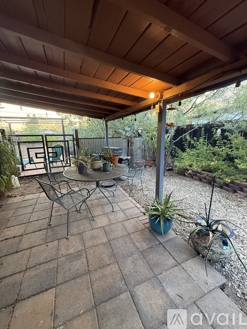 2817 North Desert Avenue 2 Beds Single Family Home for Rent - Photo gallery 1