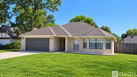2026 Woodhue Dr 3 Beds Apartment for Rent