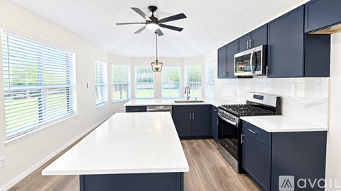 2026 Woodhue Dr 3 Beds Apartment for Rent