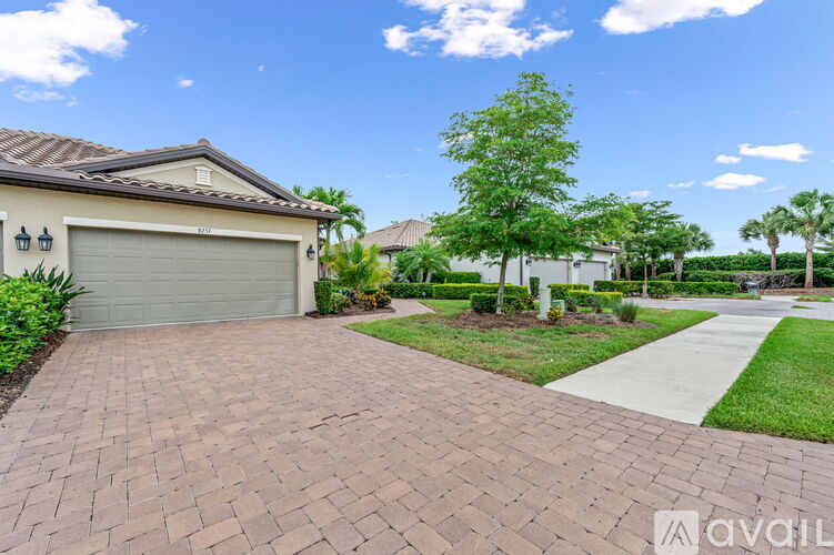 8257 Lucello Terrace W 2 Beds Single Family Home for Rent - Photo gallery 1