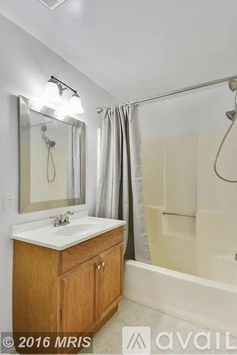 14434 Pebble Hill Lane 3 Beds Apartment for Rent
